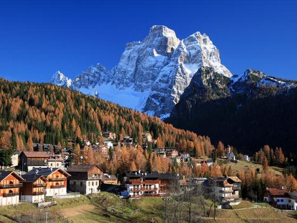 Garni La Rondine Hotell Selva di Cadore Eksteriør bilde